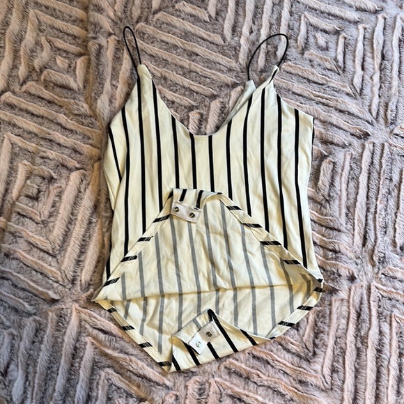 NWOT Striped Bodysuit - Picture 6 of 7